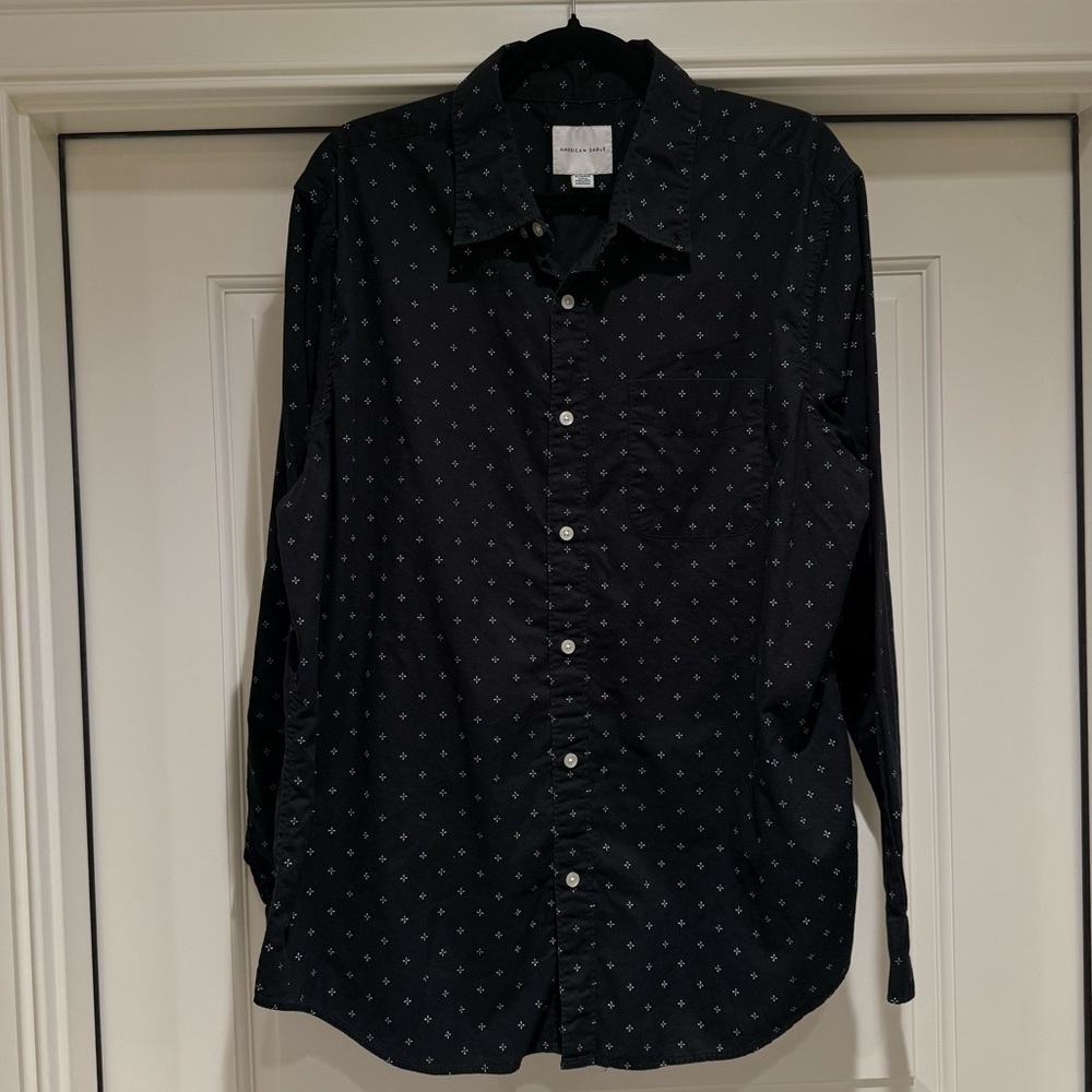 American Eagle Shirt Mens XL Diamond Seriously Soft Button Down Cotton Burgundy